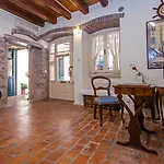 Marco Polo Centro Storico 호텔 3*