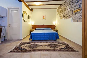 Hotel Marco Polo Centro Storico 3*