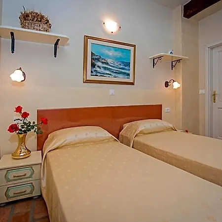 Marco Polo Hotel 3*