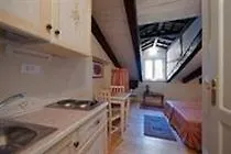 Marco Polo Apartment *